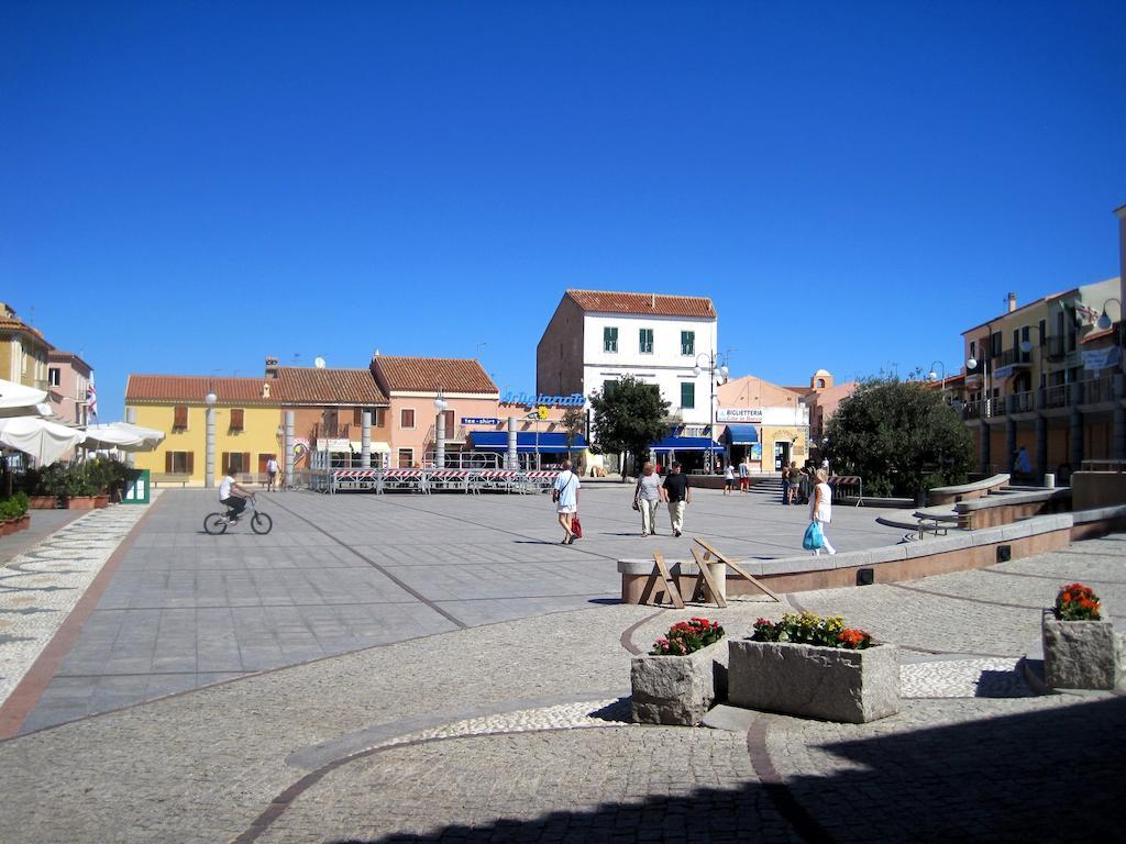 Hotel Moderno Santa Teresa Gallura Exterior photo