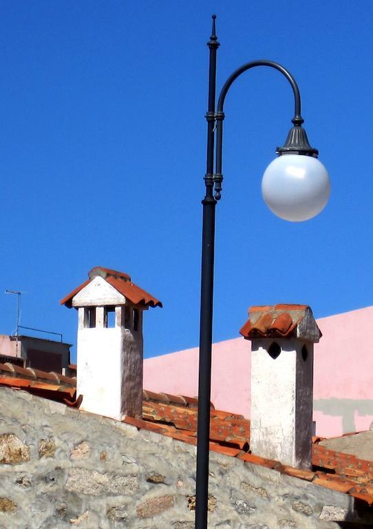 Hotel Moderno Santa Teresa Gallura Exterior photo