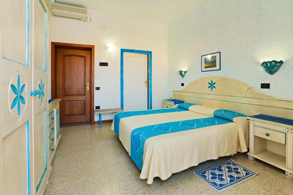 Hotel Moderno Santa Teresa Gallura Room photo